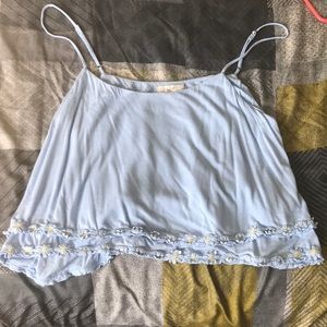 Soft and comfortable crop top